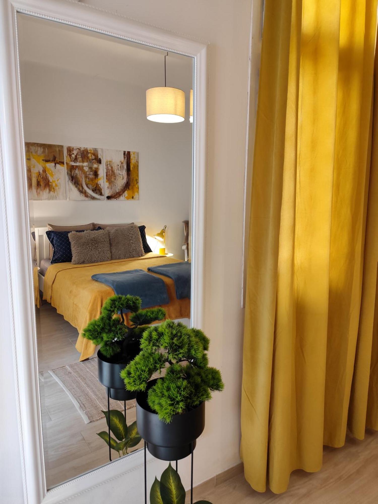 Grotta Apartment