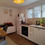 Studio Apartman Grotta
